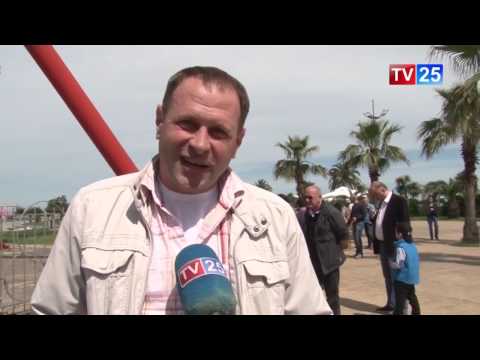 სამხედრო ტექნიკის გამოფენა საოცრებათა პარკში