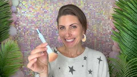 Great 4-in-1 Alleyoop Makeup Brush for Travel and storage!