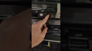 как снять спойлер на Toyota Prius тойота приус