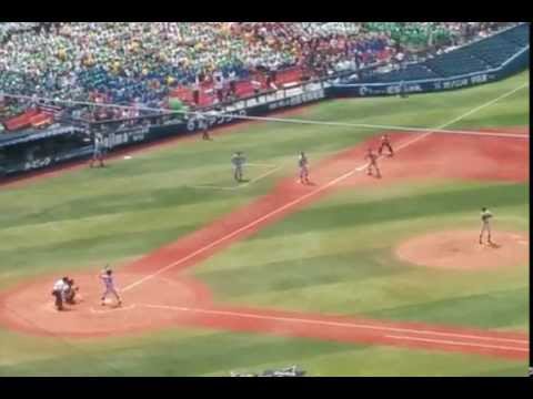 東海大相模 4回表先制シーン 応援風景 2015年7月28日(火) 第97回全国高校野球選手権神奈川大会【決勝】東海大相模 9 - 0 横浜 横浜スタジアム
