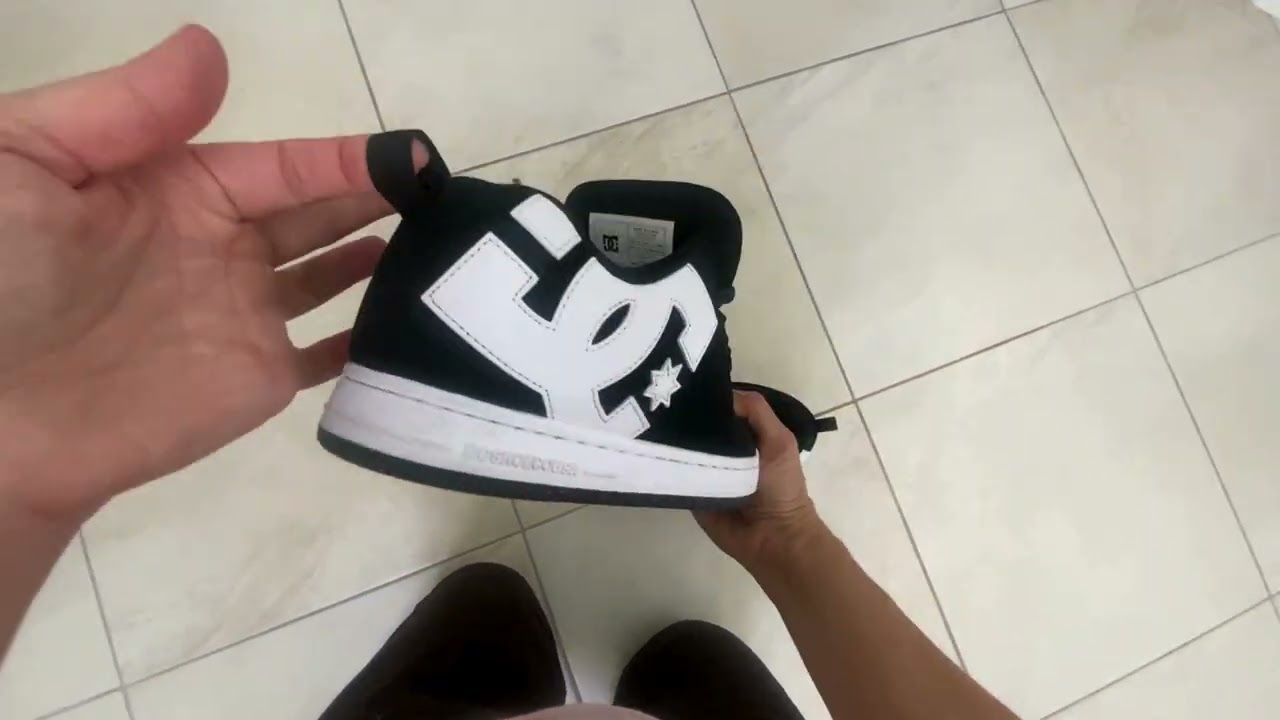 DC Men’s Court Graffik Shoe Review — Classic Skate Style & Everyday Comfort