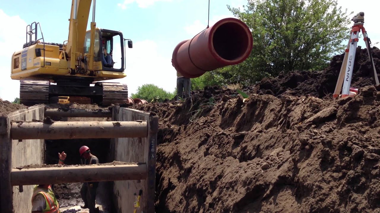 30 Inch Bell And Spigot VCP Open Trench Installation YouTube 30 Inch Bell And Spigot VCP Open Trench Installation YouTube