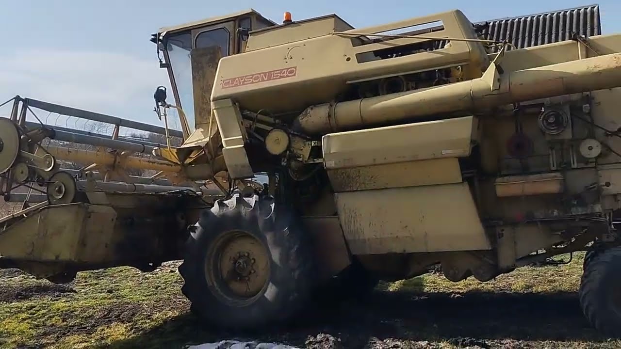 Продаю комбайн з запчастинами.