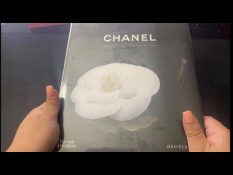 Chanel : Collections and Creations preview and scan