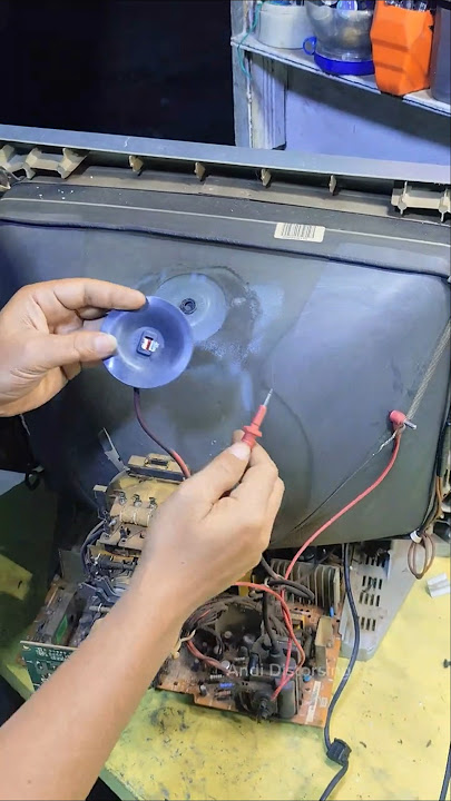 how to remove the fbt/flyback cop on a CRT tv tube #tips #method #tutorial #remove #cop #fbt