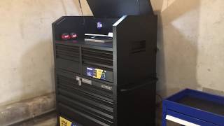 Tool Storage 43.6 inch Kobalt steel tool chest & Kobalt tool car w/ 141 pc. mechanics tool set