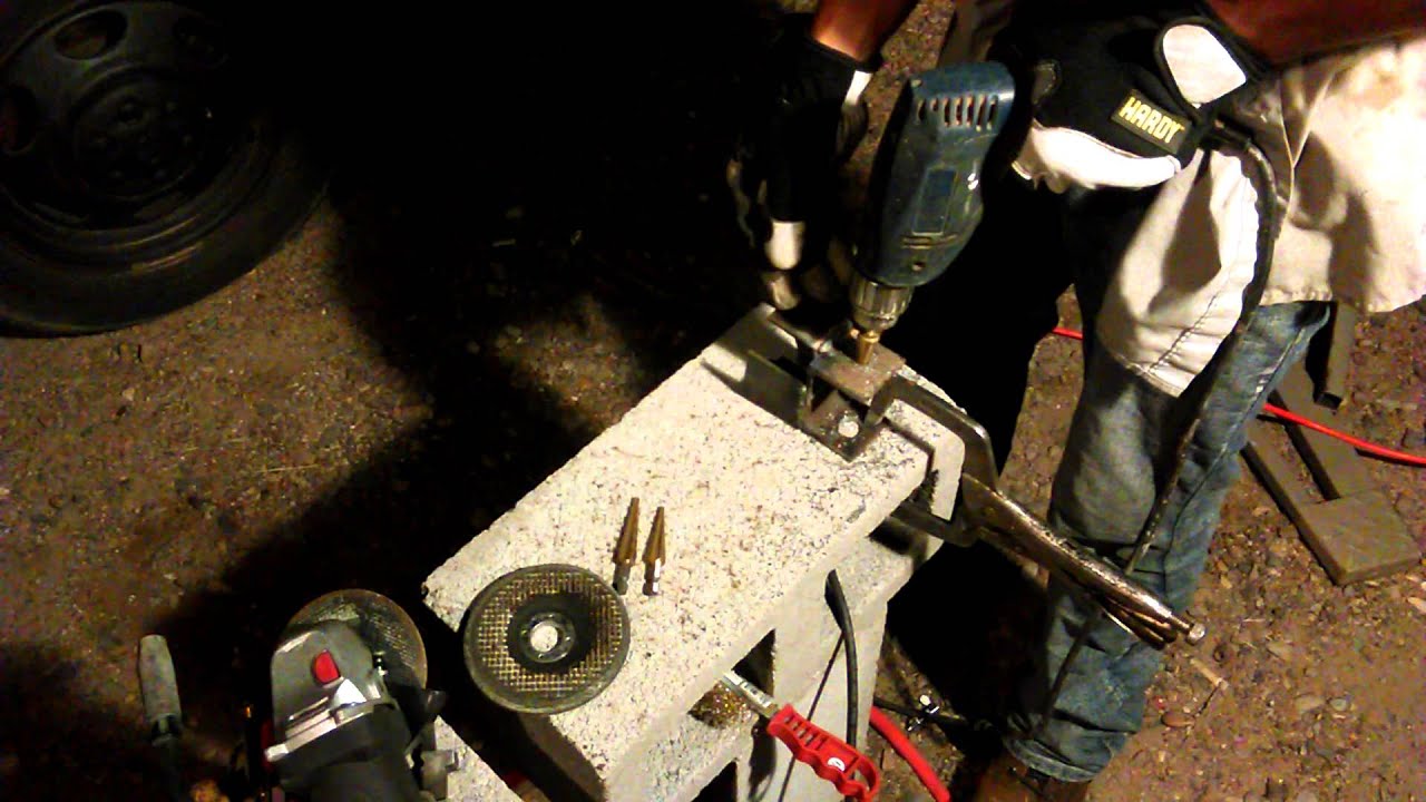 Harbor Freight Tools 3 In 1 Stud Finder With Voltage And