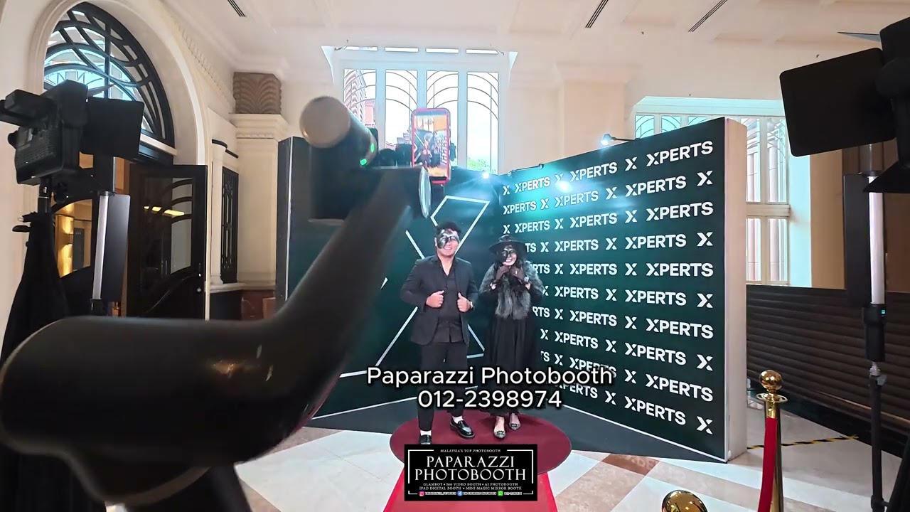 𝗚𝗟𝗔𝗠𝗕𝗢𝗧 & 𝗜𝗣𝗔𝗗 𝗣𝗛𝗢𝗧𝗢𝗕𝗢𝗢𝗧𝗛 by Team The Paparazzi Photobooth for Xpert Dinner