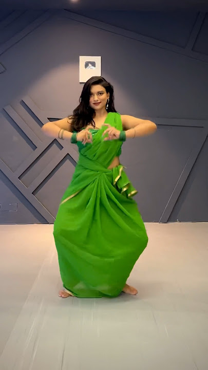 Chammak Challo : Dance Shorts | Chahat Vaish #dancemoves #chammakchallo