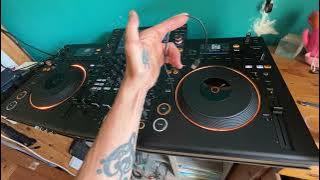 PIONEER DJ OPUS-QUAD FIRST LOOK BY ELLASKINS DJ TUTOR THE ALL NEW WAY TO PLAY