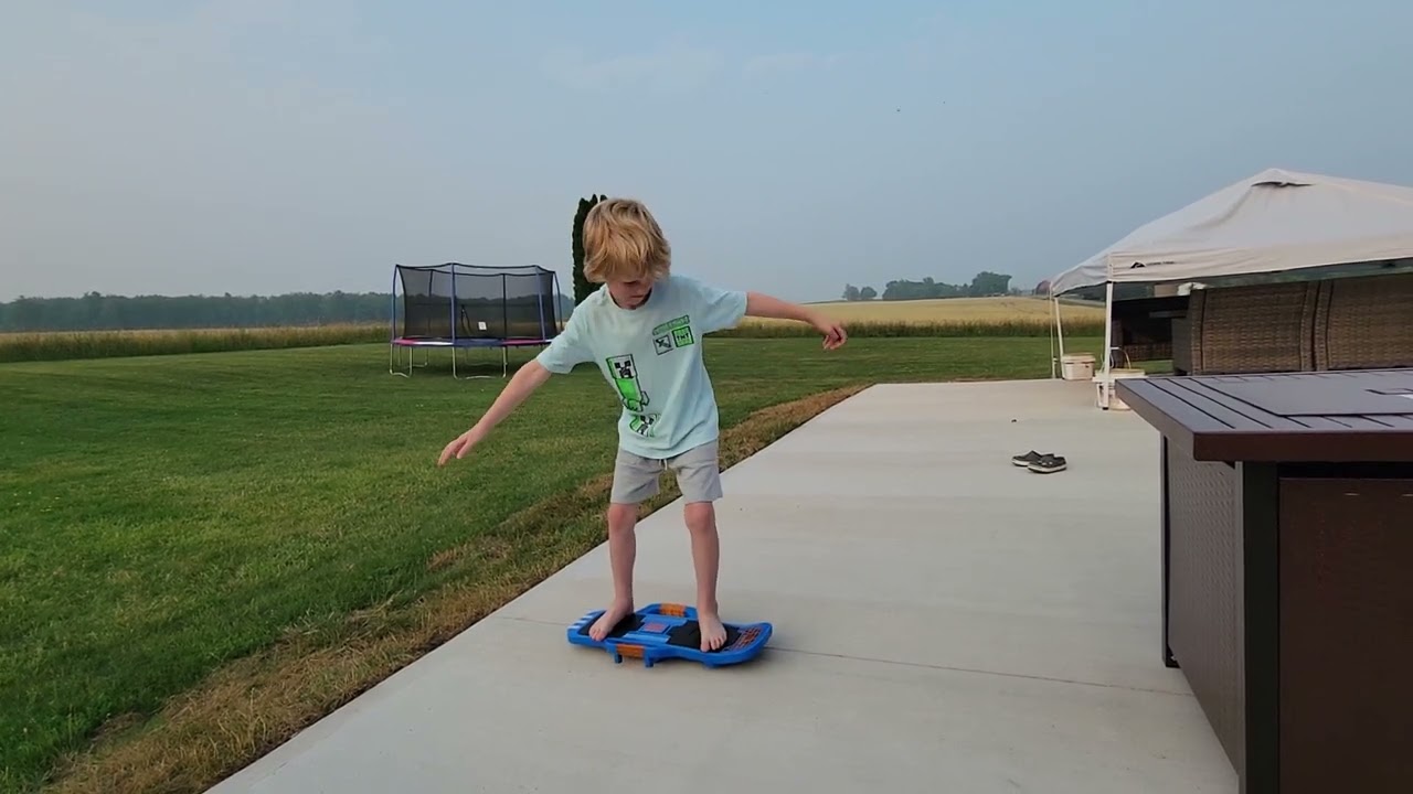 Frankie tries the Miles From Tomorrowland Superstellar Blastboard!