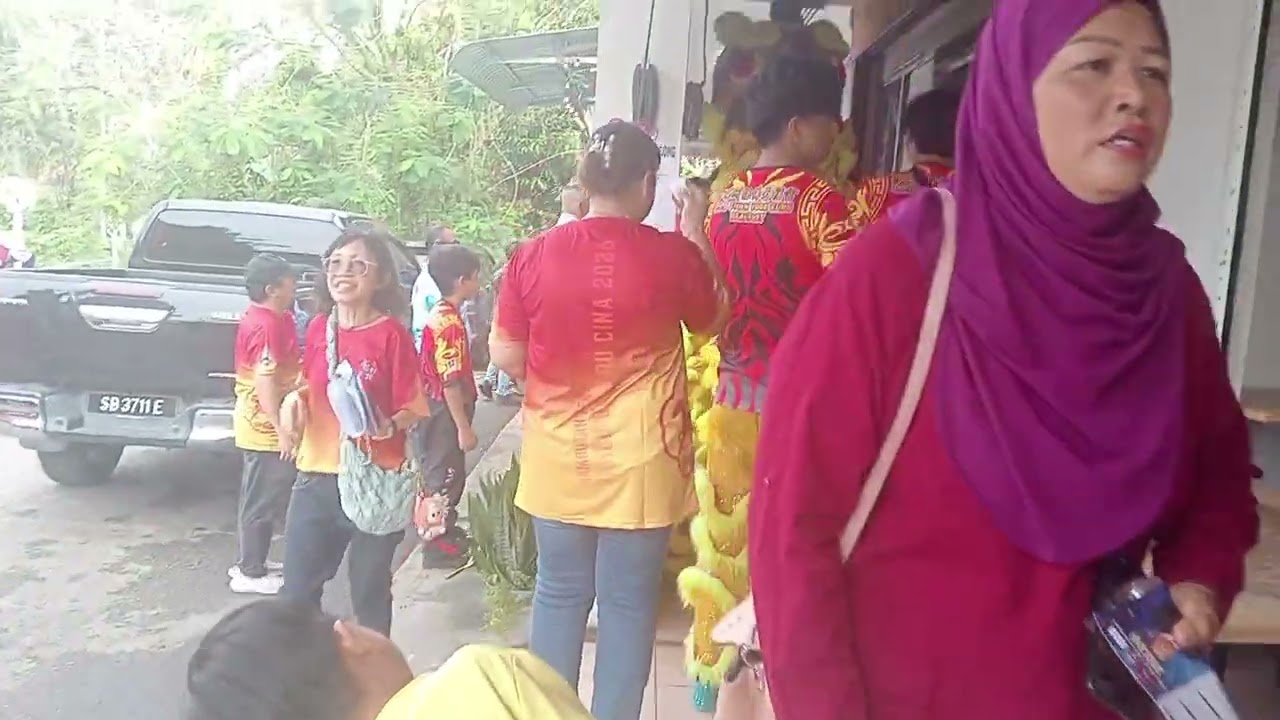 Tarian Singa Di Sekitar Beaufort.