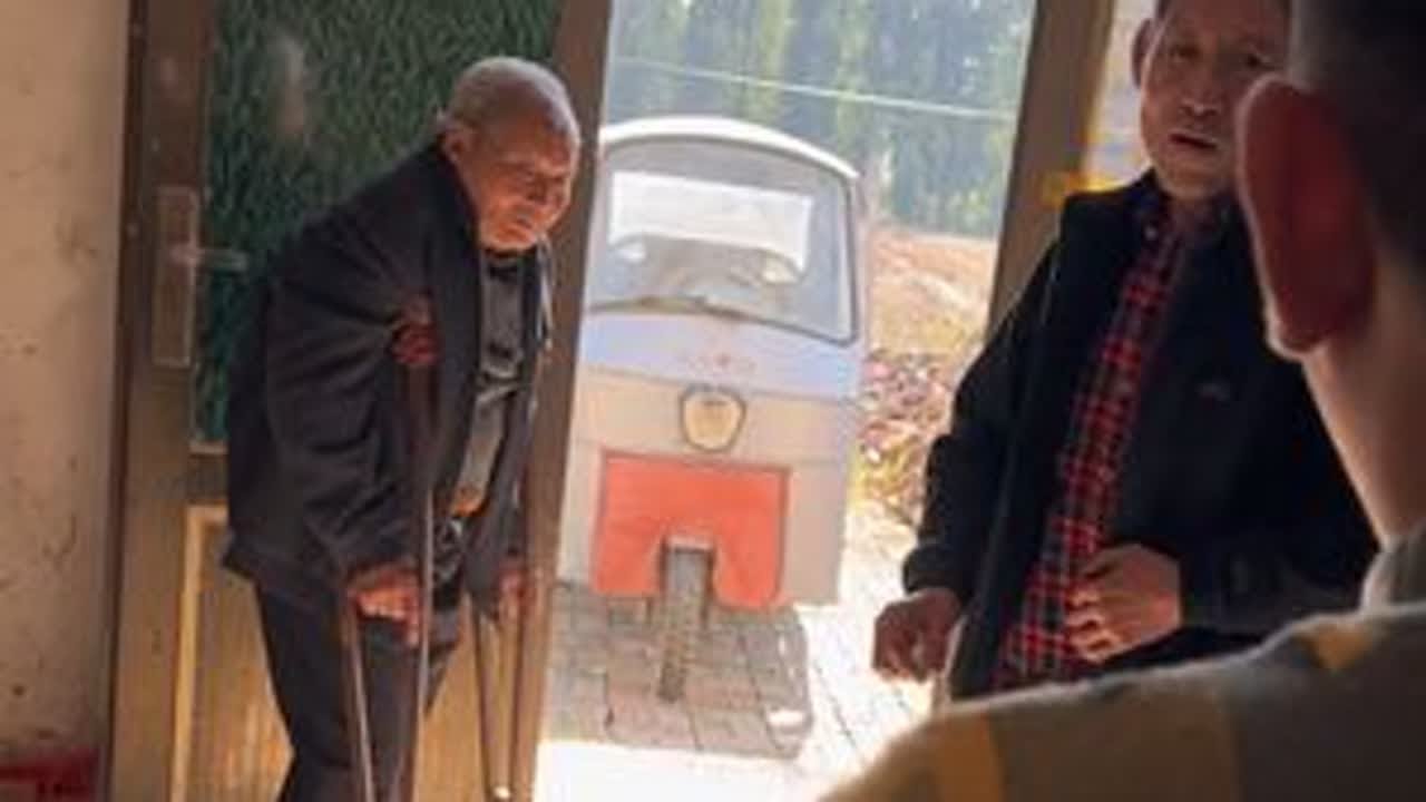 这爷三的相处模式无敌啦！真是颠覆三观。