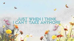 Katy Perry - Walking On Air (Lyric Video)  - Durasi: 3:47. 