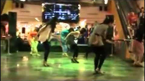 GEBRAKAN PERTAMA ABANG NONE JAKARTA PUSAT 2011: Flashmob Nandak!