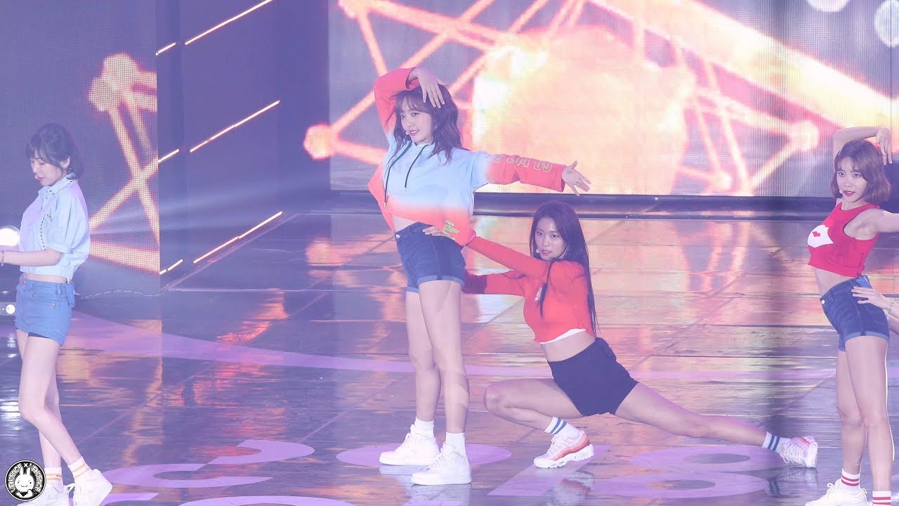 [4K] 180830 AOA 찬미 직캠 '빙글뱅글(Bingle Bangle)' 에이오에이(Chan Mi) Fancam @소리바다 어워즈 올림픽체조경기장 By 벤뎅이