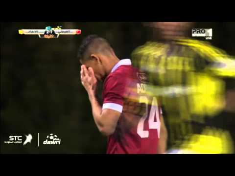دوري بلس لقطة لاعب الفيصلي المثيرة للجدل في لقاء الاتحاد