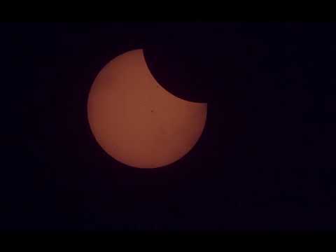 Transit of Space Station During the 2017 Total Solar Eclipse 480p