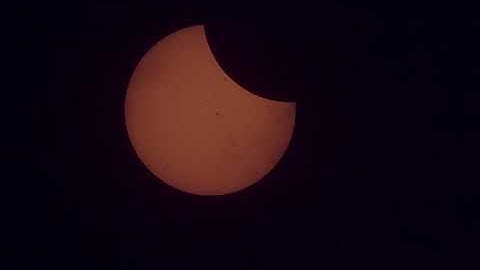 Transit of Space Station During the 2017 Total Solar Eclipse 480p