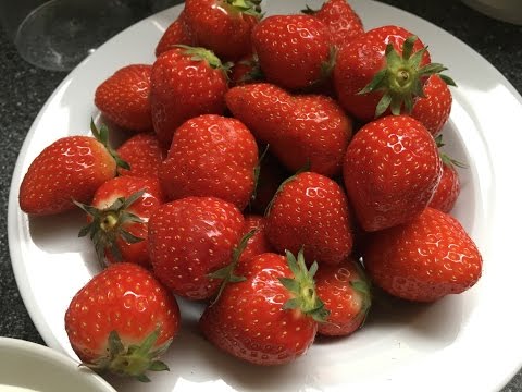 recette-facile---verrine-fraises-mascarpone-spéculoos---011