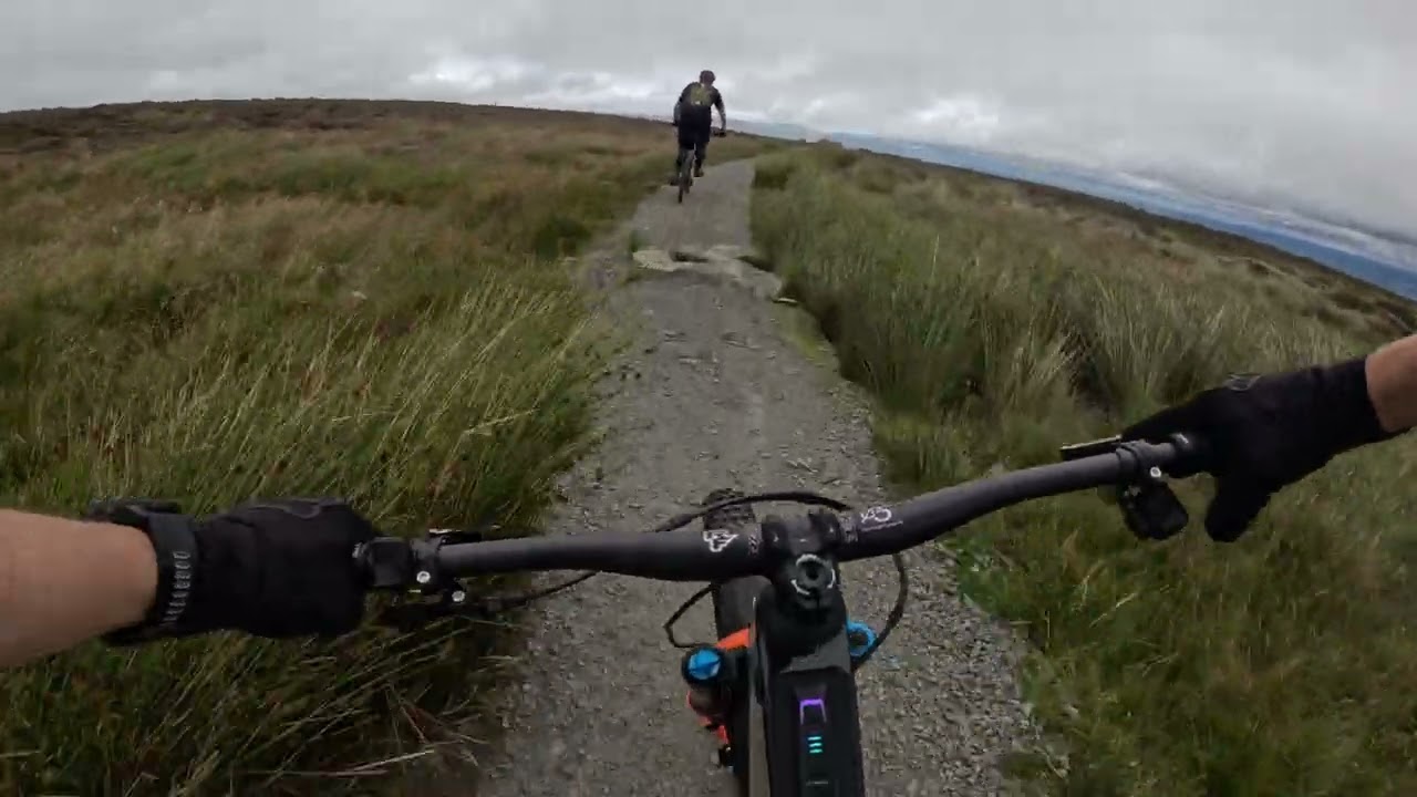 Blorenge - Trig Point to weather station with Jac - 05 07 25