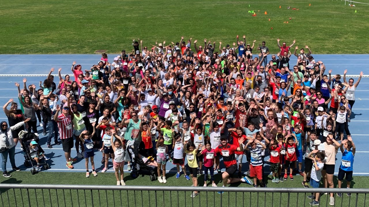 Cosmos ens mou 2022 - Col·legi Sant Lluís