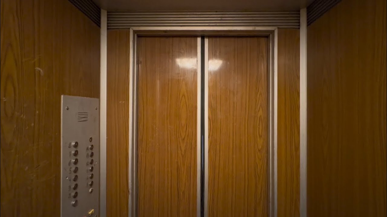 Электрические лифты КМЗ-1989 @ г.Москва., Большая грузинская, 37.