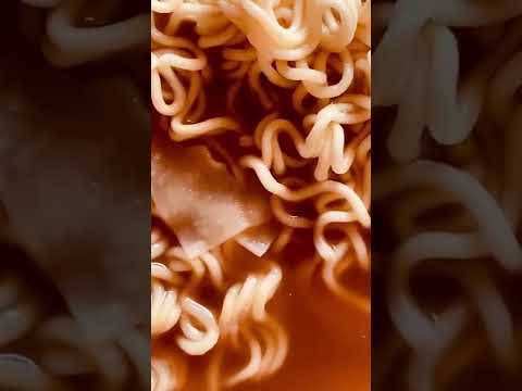 【ASMR 食べ物 動画】【聞く高齢者レクリエーション動画】ワンタンメン豚骨しょうゆ（袋麺）🍜 | 新レクネタ