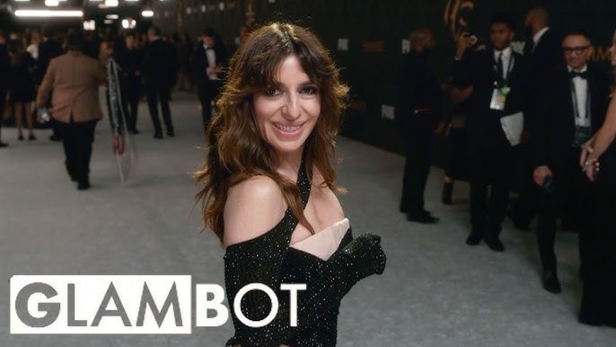 Sabrina Impacciatore Glambot 75th Emmys 2023 E News