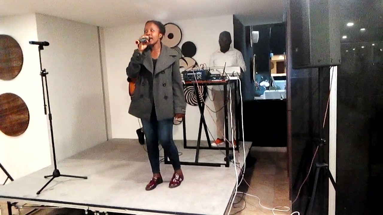 live music part 1cicatrice  d'amour by tshala muana(vuluka dilolo) cover kayitesi.