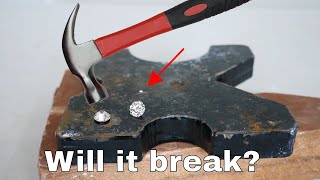 هل يمكنك كسر الماس بمطرقة؟