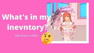 What's in my inventory ? an inventory tour! Bluexcherry (roblox royale high)