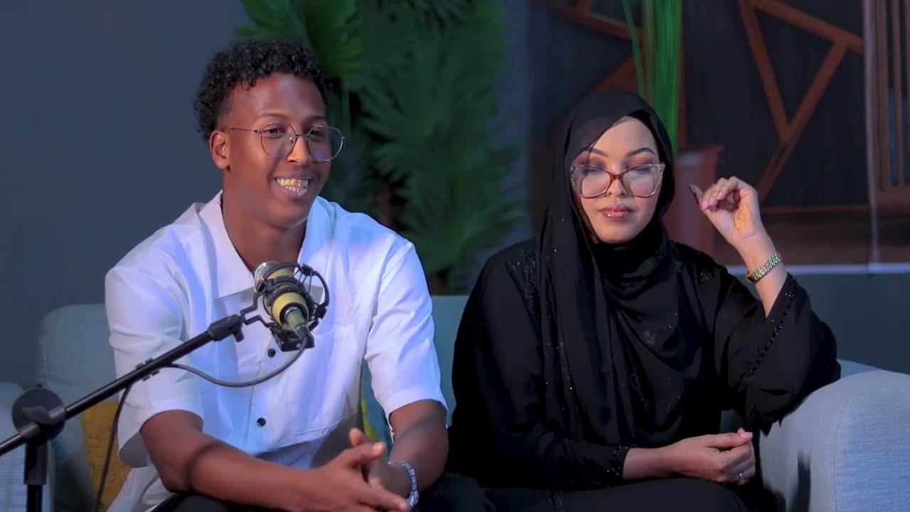 Dadka Qaarkood Waxay idhahan Passportbu ku raacay   …. Kooli iyo Suhuur