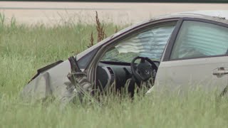 Mom, 5-year-old child killed in crash on US-90 near Beltway 8, sheriff says
