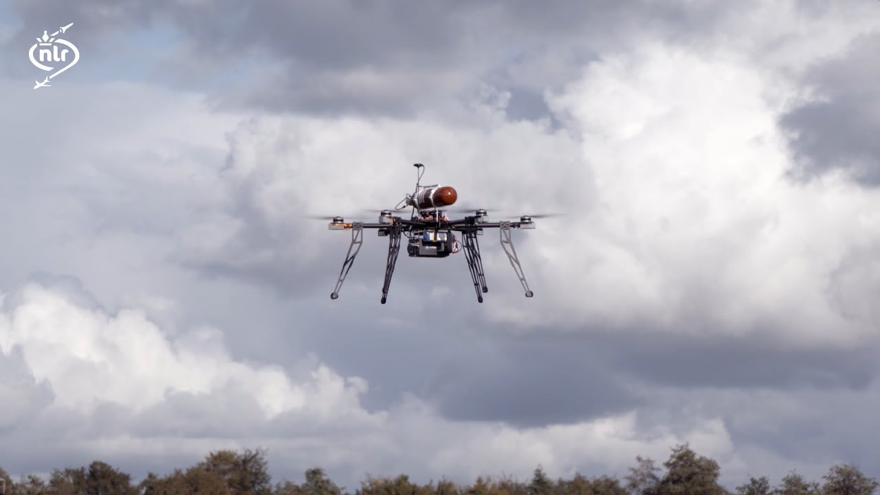 Flying on hydrogen | Towards zero-emission flight - YouTube