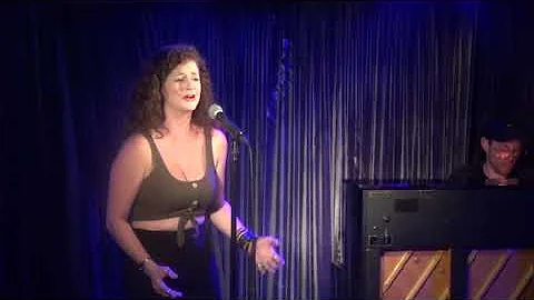 Moira McAuliffe singing 'Safer'