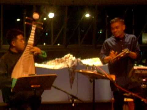 Trio - Happy New Year | Huayi Festival 2010 [marke...