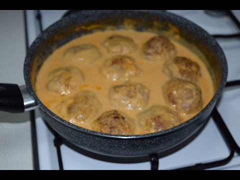 Видео: Тефтели на сковороде с подливой. Очень вкусно и нежно!