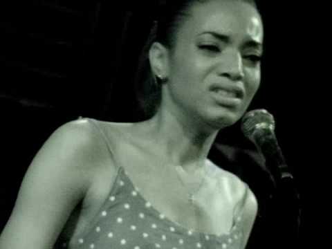 ALICE SMITH - Hey...Yeah - LIVE @ Joes PUB - NYC 5/30/09 ***Jazz-SOUL-R&B...