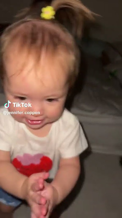 Lucu banget 😭 #fypシ゚viral #tiktokviral id JOGET KAMARIN😭😭