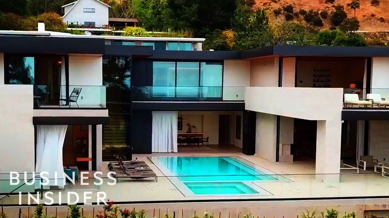 Inside A $12,000-A-Night Airbnb In Hollywood