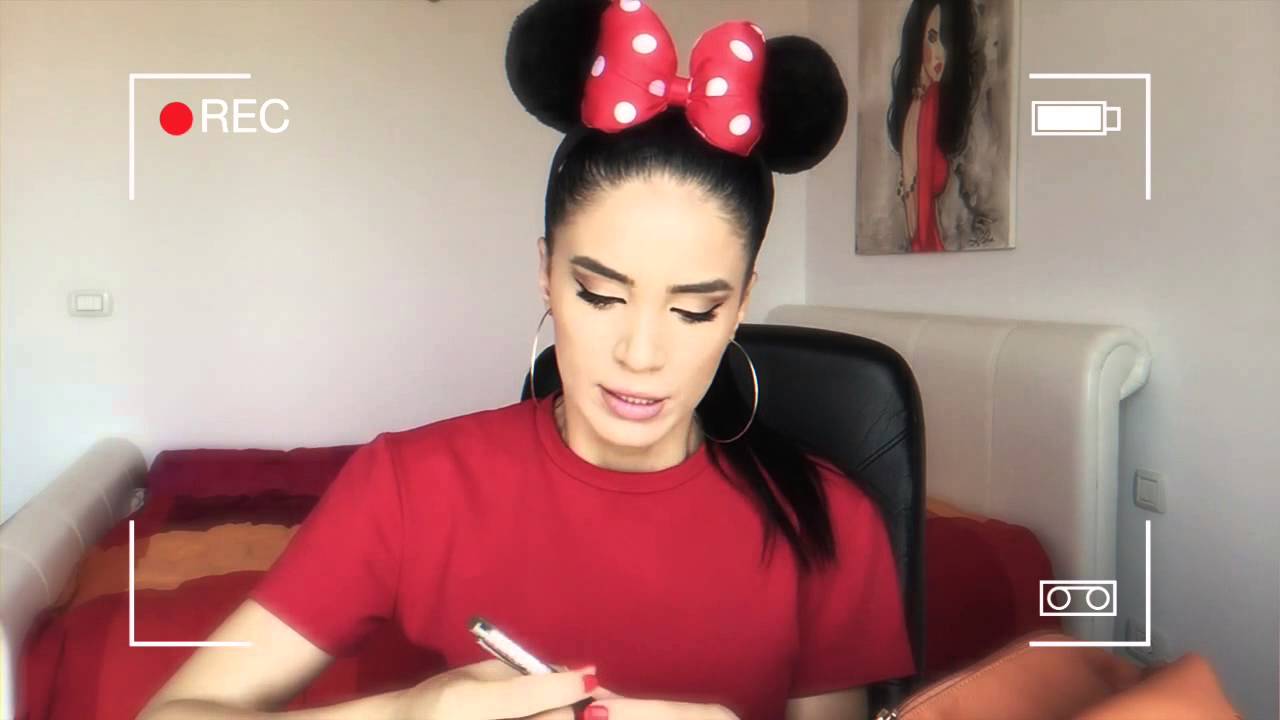 | Ce am in poșetă | EDA Video Blog |