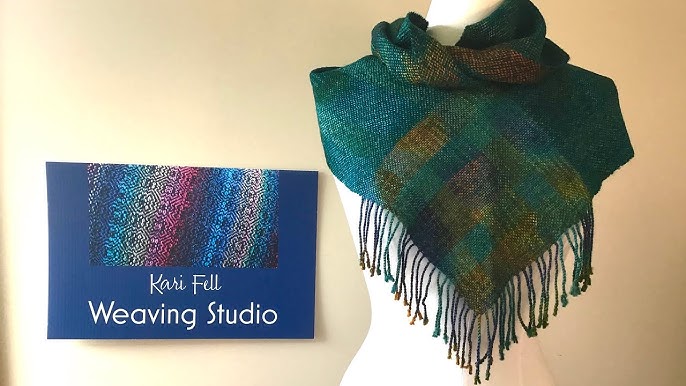 Weave an Infinity Scarf Workshop – WaylandeNews