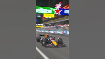 F1 Cars 300km H Camera Operators 310km H 