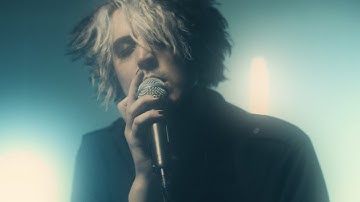 VARA - Mirror Memories [Official Music Video]