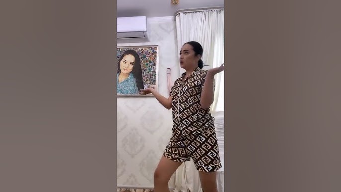 Мурманск облысындағы әйелдердің интимдік фотосуреттерін іздеңіз