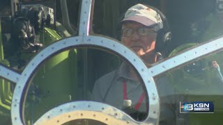 Air Force veteran gets special 90th birthday gift