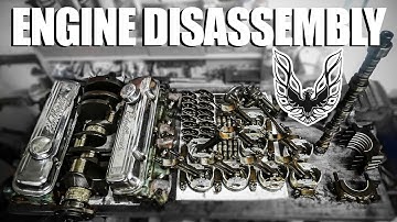ENGINE DISASSEMBLY CRANKSHAFT PISTONS CAMSHAFT! Pontiac 350 Engine Build Part 2