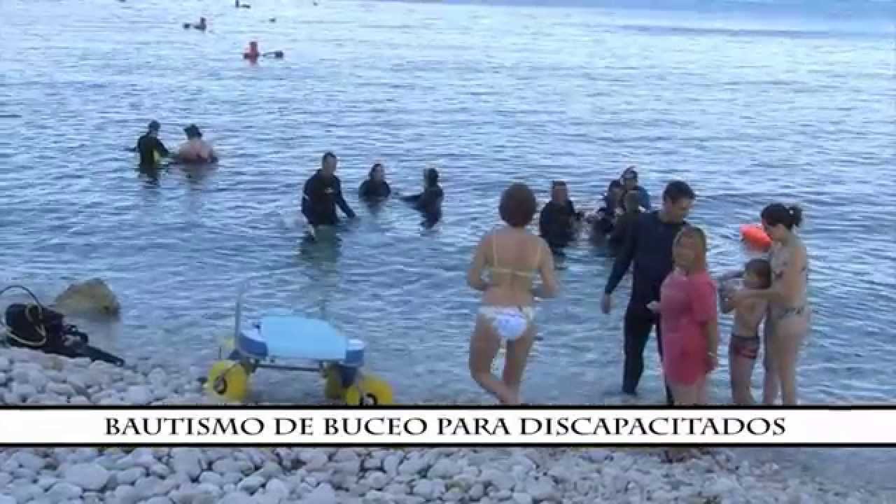 Bautismo de buceo para gente discapacitada en Calp