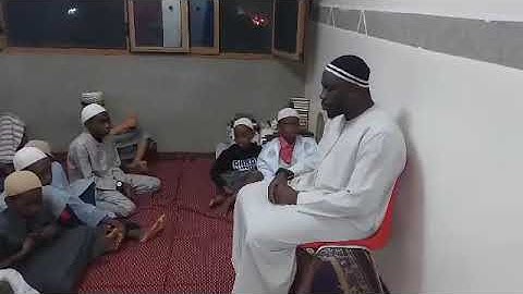 القارئ هارون توري بتقليد الشيخ عبدالرحمن السديس